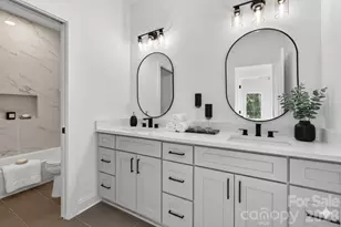 1804 Vinton St, Charlotte, NC 28216 - Photo 25