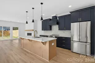 1804 Vinton St, Charlotte, NC 28216 - Photo 5