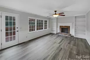 6219 Boykin Spaniel Rd, Charlotte, NC 28277 - Photo 3