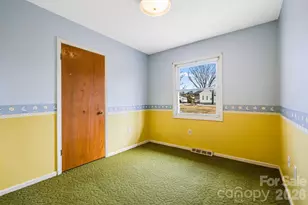 18 Compton Dr, Asheville, NC 28806 - Photo 21