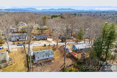 18 Compton Drive, Asheville, NC 28806 - Photo 5