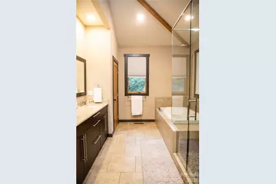 425 Flat Top Mountain Road, Fairview, NC 28730 - Photo 29