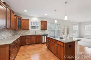 7663 Woodcrest Dr, Lowesville, NC 28164 - Photo 15