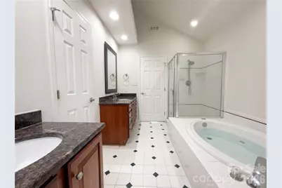 122 W Tattersall Drive, Statesville, NC 28677 - Photo 15