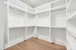 2305 Sanders Ave, Charlotte, NC 28216 - Photo 11