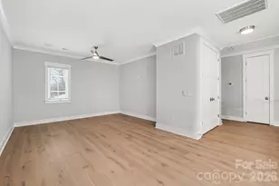 2305 Sanders Ave, Charlotte, NC 28216 - Photo 17