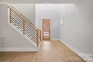 2305 Sanders Ave, Charlotte, NC 28216 - Photo 13