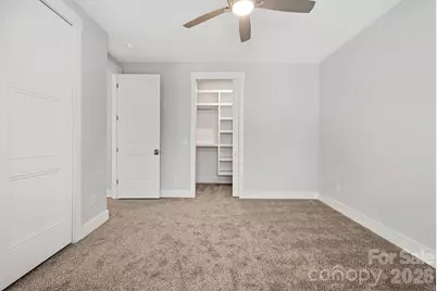 2305 Sanders Avenue, Charlotte, NC 28216 - Photo 17