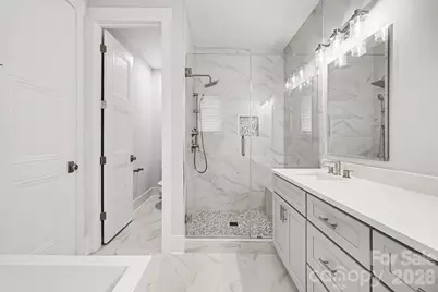 2305 Sanders Avenue, Charlotte, NC 28216 - Photo 9