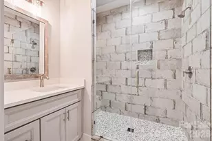 2305 Sanders Ave, Charlotte, NC 28216 - Photo 19