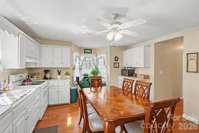 300 S Broome Street, Waxhaw, NC 28173 - Photo 15