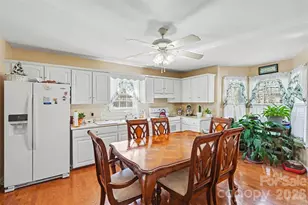 300 S Broome St, Waxhaw, NC 28173 - Photo 13