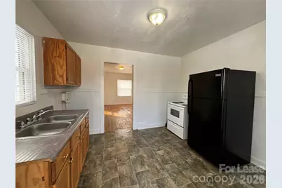 203 Circle Drive, Mount Airy, NC 27030 - Photo 5