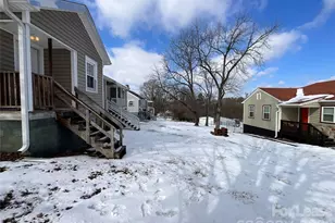 203 Circle Dr, Mount Airy, NC 27030 - Photo 9