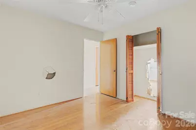 5001 Sycamore Drive, Hope Mills, NC 28348 - Photo 37