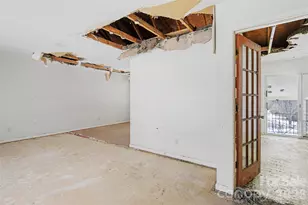 5001 Sycamore Dr, Hope Mills, NC 28348 - Photo 5