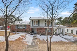 5001 Sycamore Dr, Hope Mills, NC 28348 - Photo 1