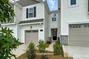 6036 Mallow Crossing Ln, Charlotte, NC 28213 - Photo 1