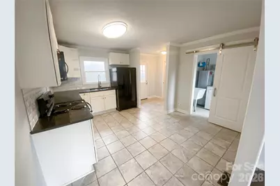 4121 Abbeydale Drive, Charlotte, NC 28205 - Photo 7