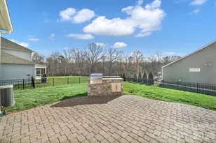 5002 Belleroyal Ct, Lancaster, SC 29707 - Photo 7