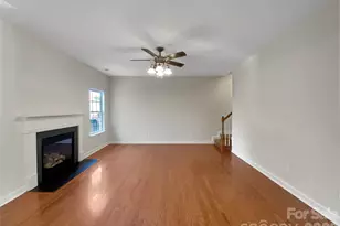 1301 Mountain Laurel Ct, Matthews, NC 28104 - Photo 3