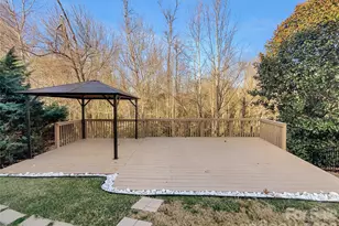 1301 Mountain Laurel Ct, Matthews, NC 28104 - Photo 7