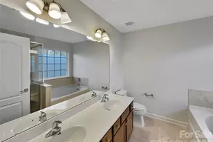 1301 Mountain Laurel Ct, Matthews, NC 28104 - Photo 19