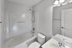 1301 Mountain Laurel Ct, Matthews, NC 28104 - Photo 17