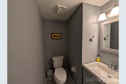 88 Laurelwood Circle W #10, Hendersonville, NC 28791 - Photo 15