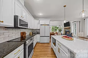 18 Oak Springs Dr, Arden, NC 28704 - Photo 9