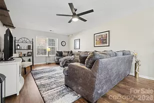 6323 Pine Hollow Dr, Charlotte, NC 28212 - Photo 7