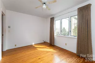 180 Lakewood Dr, Asheville, NC 28803 - Photo 37