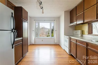 180 Lakewood Drive, Asheville, NC 28803 - Photo 31