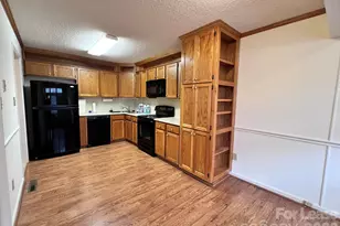 628 Breckenridge Rd, Kannapolis, NC 28083 - Photo 3