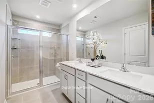 6044 Mallow Crossing Ln, Charlotte, NC 28213 - Photo 13