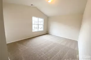 7136 Henderson Valley Ln, Charlotte, NC 28269 - Photo 13