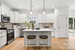 13103 Blacksmith Ct, Matthews, NC 28105 - Photo 11