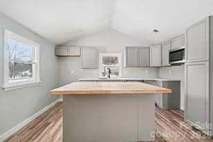 323 Honeycutt Dr SE, Concord, NC 28025 - Photo 11