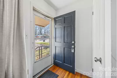 532 Blendwood Drive, Charlotte, NC 28215 - Photo 3