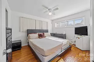 532 Blendwood Dr, Charlotte, NC 28215 - Photo 13