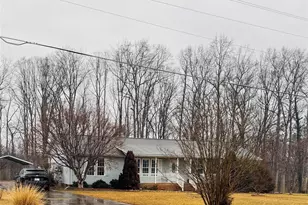 415 Massey Deal Rd, Statesville, NC 28625 - Photo 1