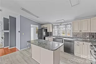 415 Massey Deal Rd, Statesville, NC 28625 - Photo 13