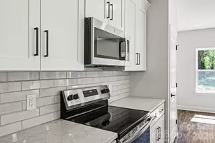 560 W Wilson Ave, Mooresville, NC 28115 - Photo 11