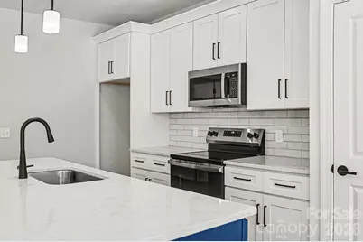 560 W Wilson Avenue, Mooresville, NC 28115 - Photo 13