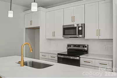 564 W Wilson Avenue, Mooresville, NC 28115 - Photo 11