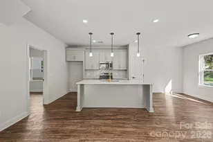 566 W Wilson Ave, Mooresville, NC 28115 - Photo 7