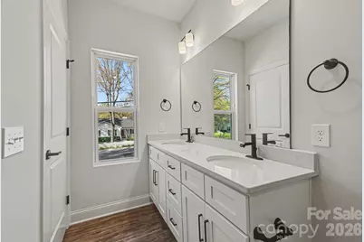 566 W Wilson Avenue, Mooresville, NC 28115 - Photo 17