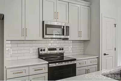 566 W Wilson Avenue, Mooresville, NC 28115 - Photo 11