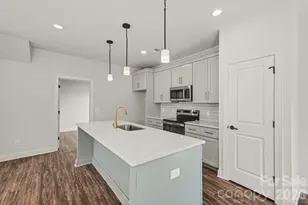 566 W Wilson Ave, Mooresville, NC 28115 - Photo 5