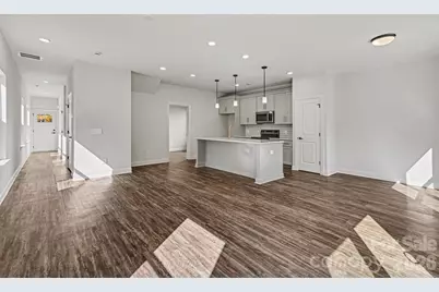 566 W Wilson Avenue, Mooresville, NC 28115 - Photo 3